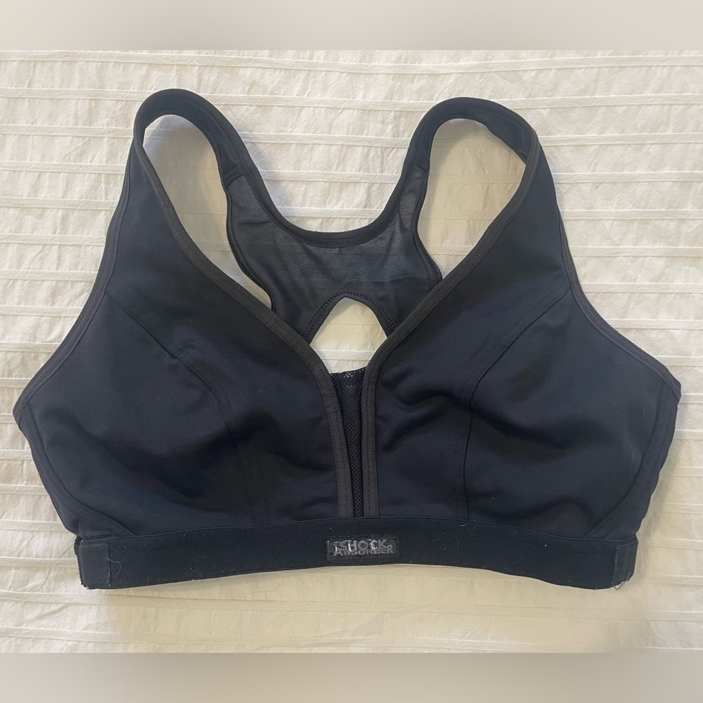 Shock Absorber -Active D+ Classic Support Bra. Size 36b